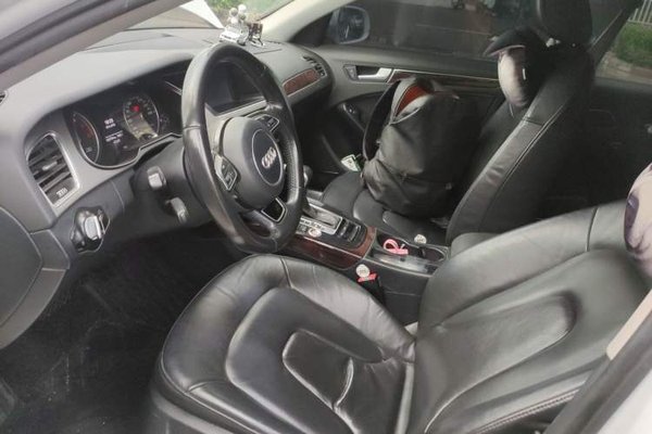 Audi A4L 2015, 106700 км, за 9864 USD - фото 12