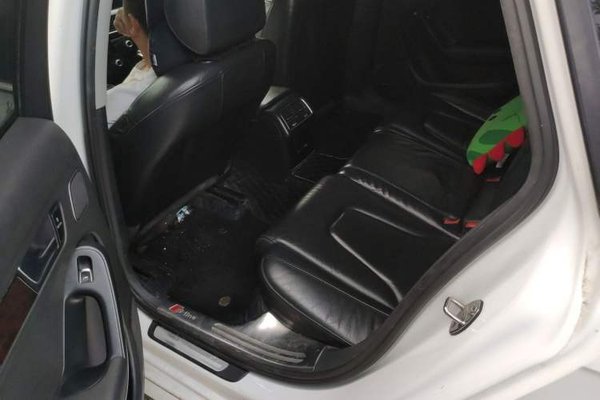 Audi A4L 2015, 106700 км, за 9864 USD - фото 14
