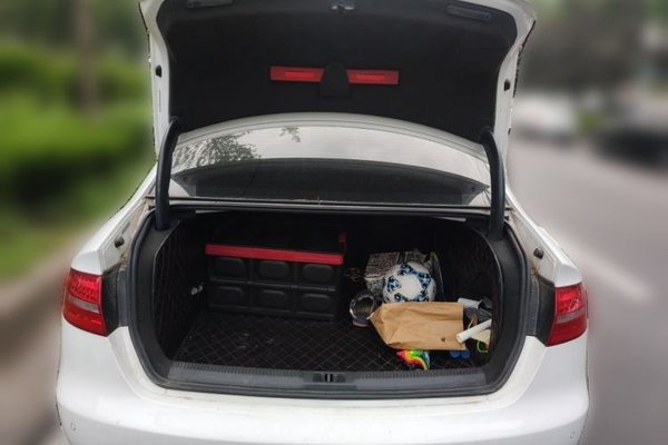 Audi A4L 2015, 106700 км, за 9864 USD - фото 16
