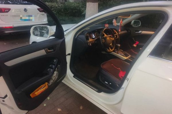 Audi A4L 2015, 130399 км, за 7716 USD - фото 17