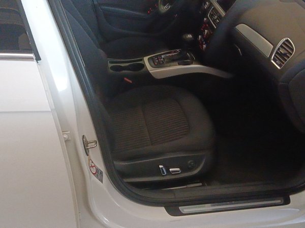 Audi A4L 2015, 162200 км, за 8910 USD - фото 23