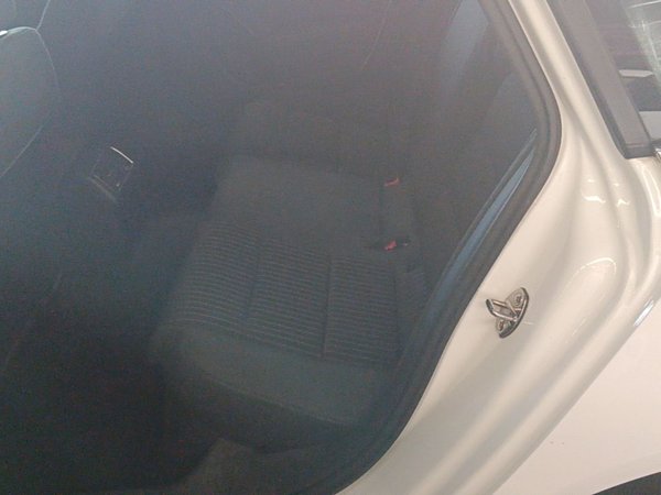 Audi A4L 2015, 162200 км, за 8910 USD - фото 20