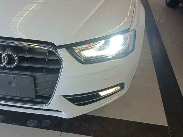 Audi A4L 2015, 162200 км, за 8910 USD - фото 9