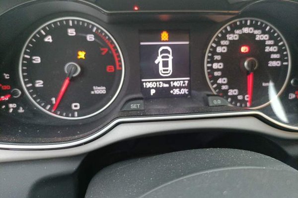 Audi A4L 2015, 196000 км, за 7441 USD - фото 12