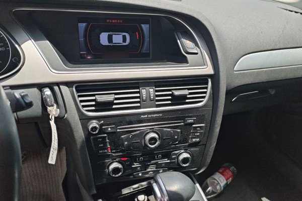Audi A4L 2015, 60800 км, за 9526 USD - фото 21