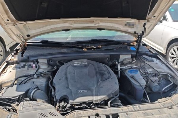 Audi A4L 2015, 60800 км, за 9526 USD - фото 9