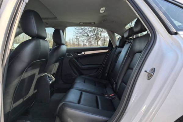 Audi A4L 2015, 60800 км, за 9526 USD - фото 8