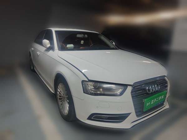 Audi A4L 2015, 63300 км, за 9548 USD
