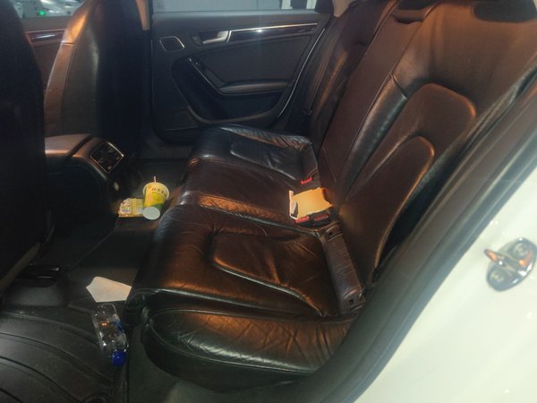 Audi A4L 2015, 63300 км, за 9548 USD - фото 16