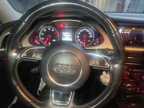 Audi A4L 2015, 63300 км, за 9548 USD - фото 10