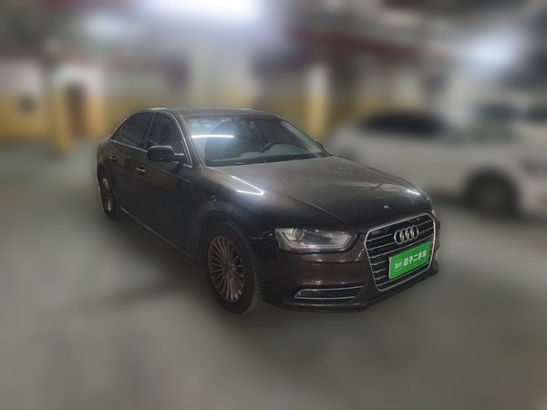 Audi A4L 2016, 119000 км, за 8172 USD