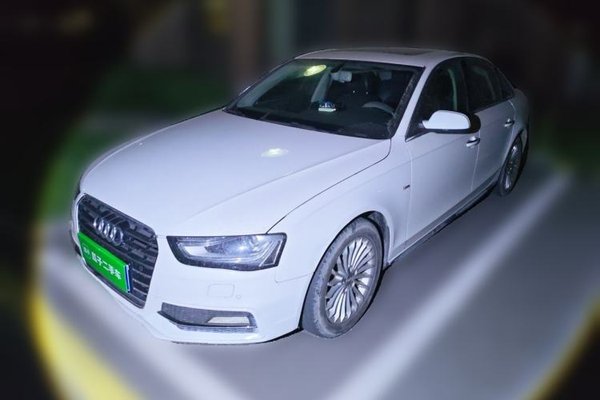 Audi A4L · 2016 год