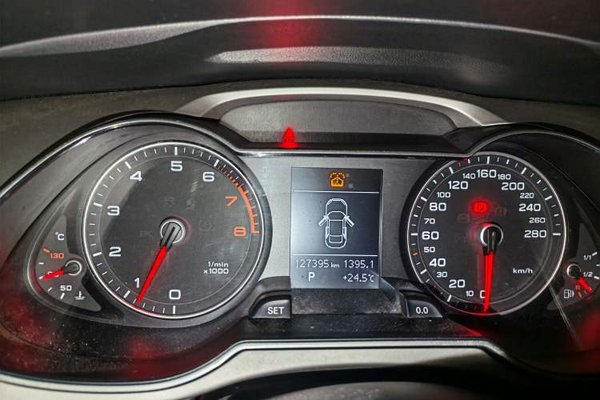 Audi A4L 2016, 127300 км, за 8063 USD - фото 12
