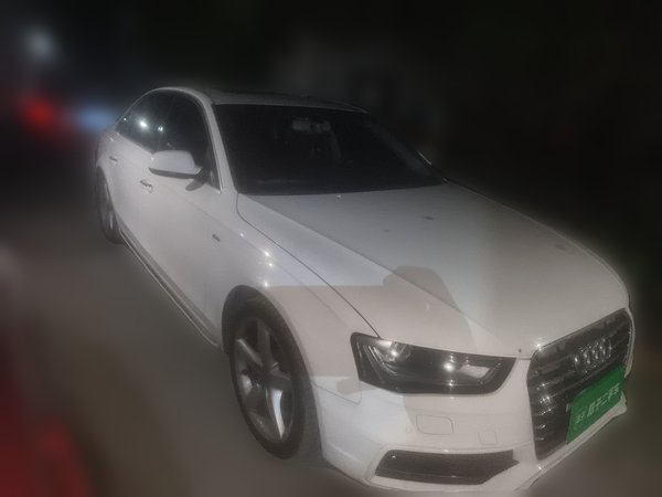 Audi A4L 2016, 130900 км, за 10653 USD