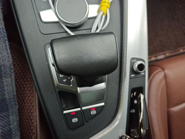 Audi A4 2017, 129100 км, за 12115 USD - фото 15