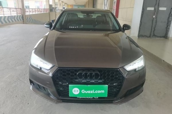 Audi A4L 2017, 88100 км, за 12586 USD