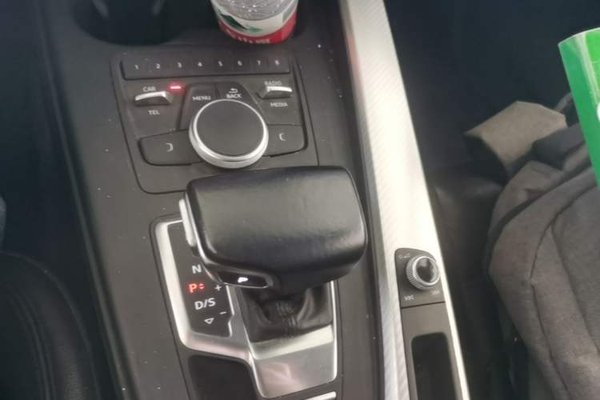 Audi A4L 2017, 88100 км, за 12586 USD - фото 17