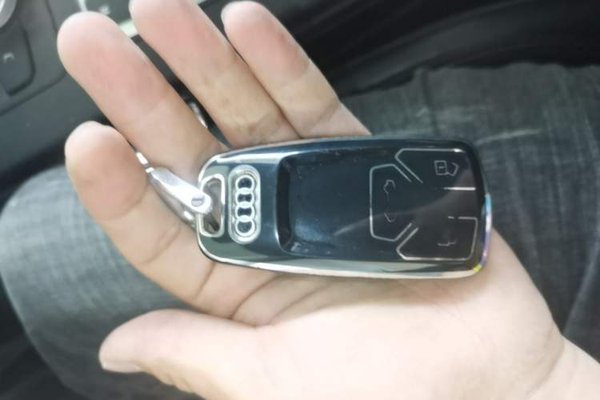 Audi A4L 2017, 88100 км, за 12586 USD - фото 12