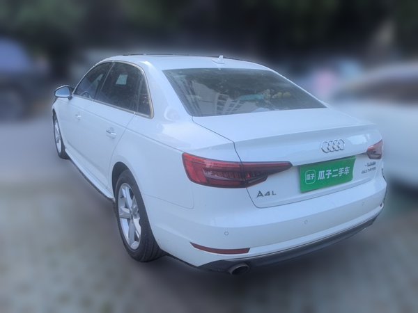 Audi A4L 2017, 115100 км, за 13675 USD