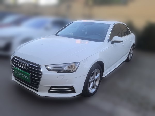Audi A4L · 2017 год