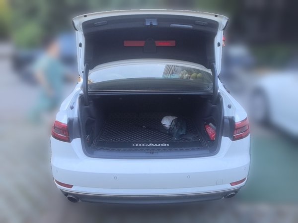 Audi A4L 2017, 115100 км, за 13675 USD - фото 16