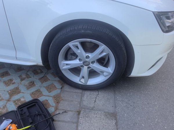 Audi A4L 2017, 115100 км, за 13675 USD - фото 8