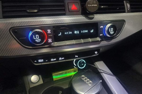 Audi A4L 2017, 128500 км, за 12806 USD - фото 13