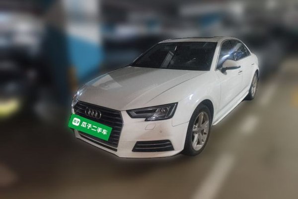 Audi A4L · 2017 год