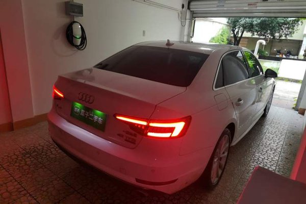 Audi A4L 2017, 56000 км, за 15922 USD - фото 6