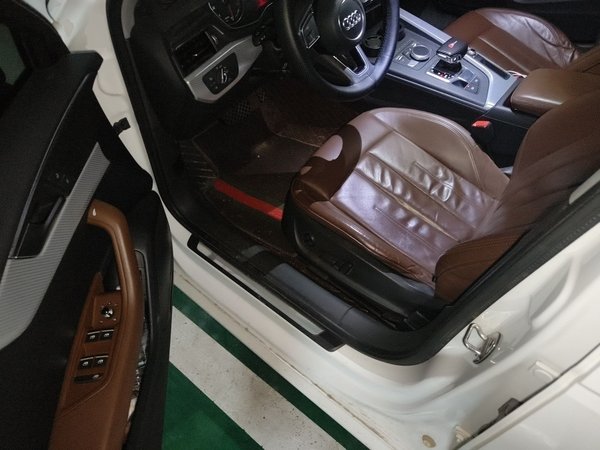 Audi A4L 2017, 85399 км, за 13127 USD - фото 11