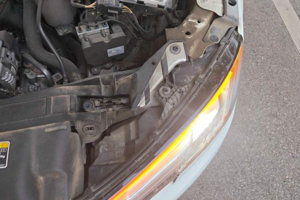 Audi A4L 2017, 91300 км, за 12592 USD - фото 8