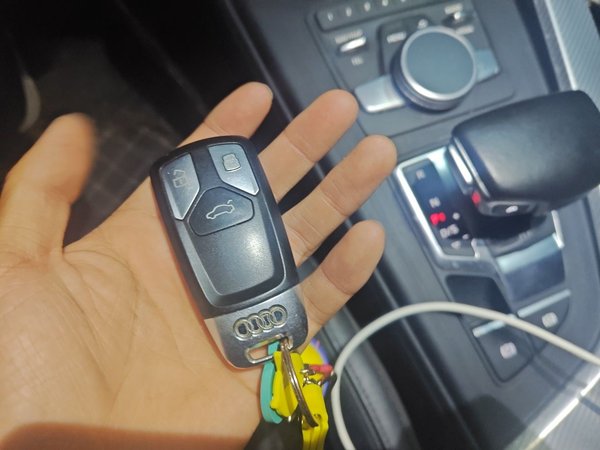 Audi A4L 2017, 107500 км, за 9999999 USD - фото 9