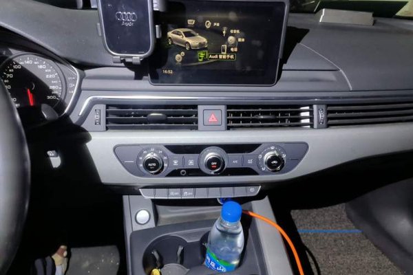 Audi A4L 2018, 51200 км, за 13228 USD - фото 10