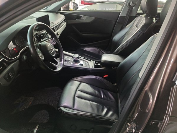 Audi A4L 2018, 119300 км, за 13351 USD - фото 18