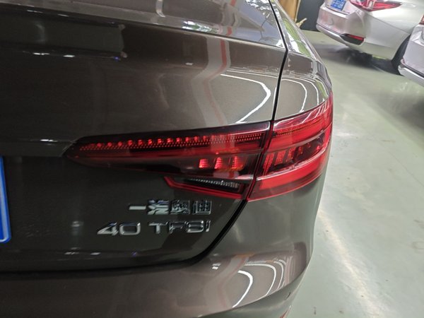 Audi A4L 2018, 119300 км, за 13351 USD - фото 7