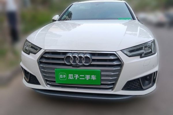 Audi A4L 2018, 101100 км, за 15955 USD