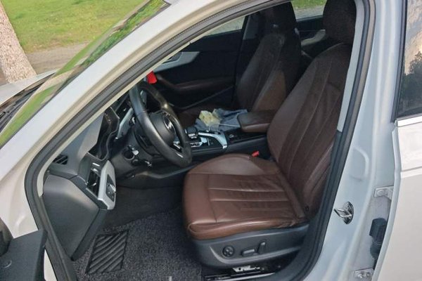 Audi A4L 2018, 105400 км, за 13879 USD - фото 12