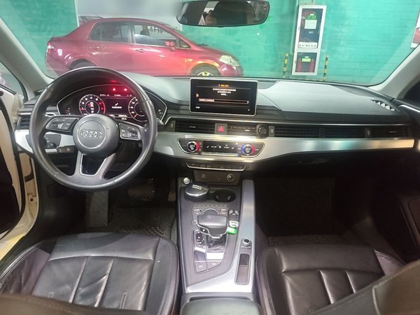 Audi A4L 2018, 118400 км, за 15277 USD - фото 13