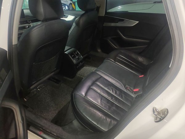 Audi A4L 2018, 118400 км, за 15277 USD - фото 20