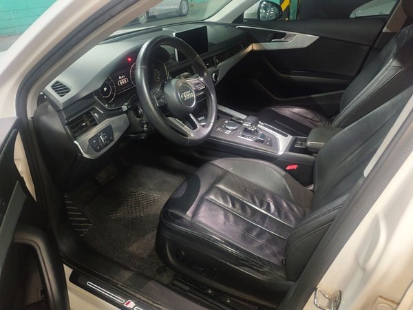 Audi A4L 2018, 118400 км, за 15277 USD - фото 18