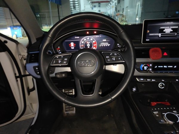Audi A4L 2018, 119300 км, за 13780 USD - фото 11