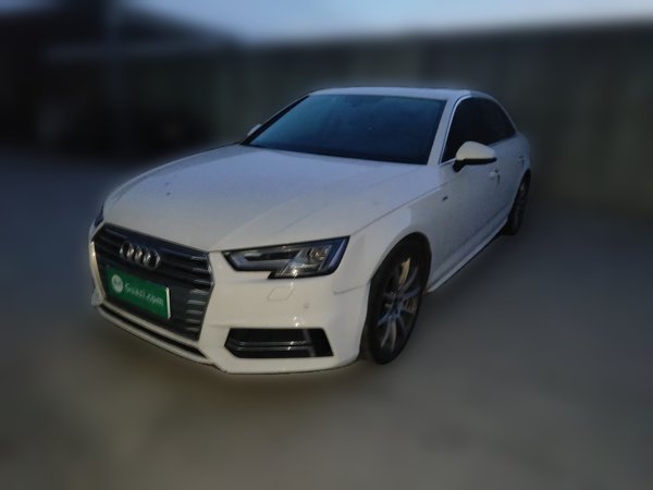 Audi A4L · 2018 год