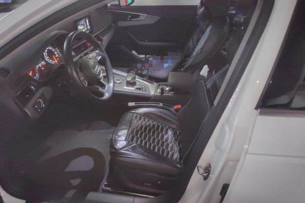 Audi A4L 2018, 125500 км, за 13747 USD - фото 15