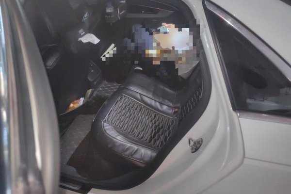 Audi A4L 2018, 125500 км, за 13747 USD - фото 17