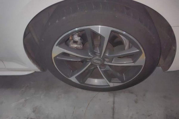 Audi A4L 2018, 125500 км, за 13747 USD - фото 8