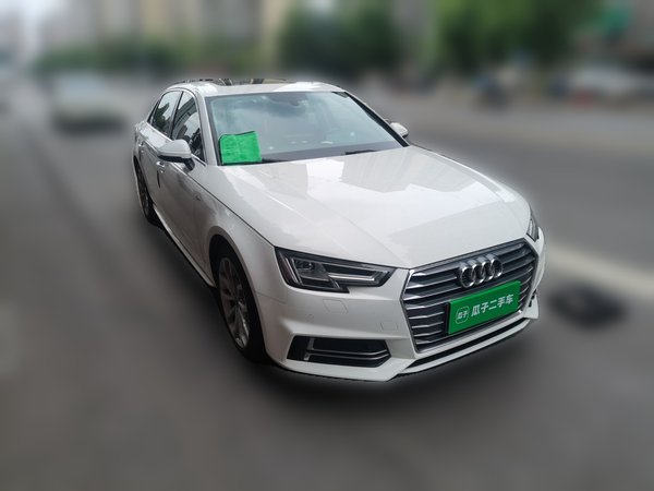 Audi A4L 2018, 162300 км, за 12879 USD