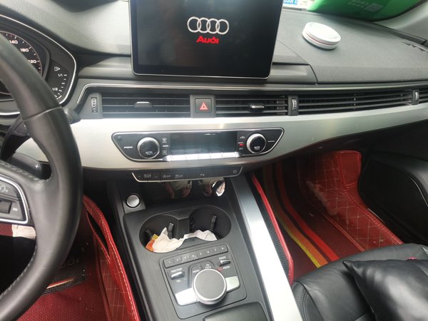 Audi A4L 2018, 162300 км, за 12879 USD - фото 14
