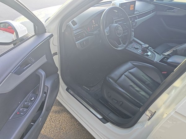 Audi A4L 2018, 170700 км, за 12631 USD - фото 19
