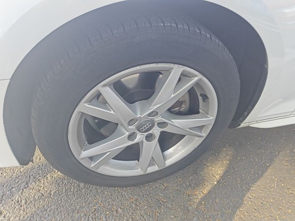 Audi A4L 2018, 170700 км, за 12631 USD - фото 8