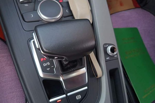 Audi A4L 2018, 65500 км, за 11347 USD - фото 14